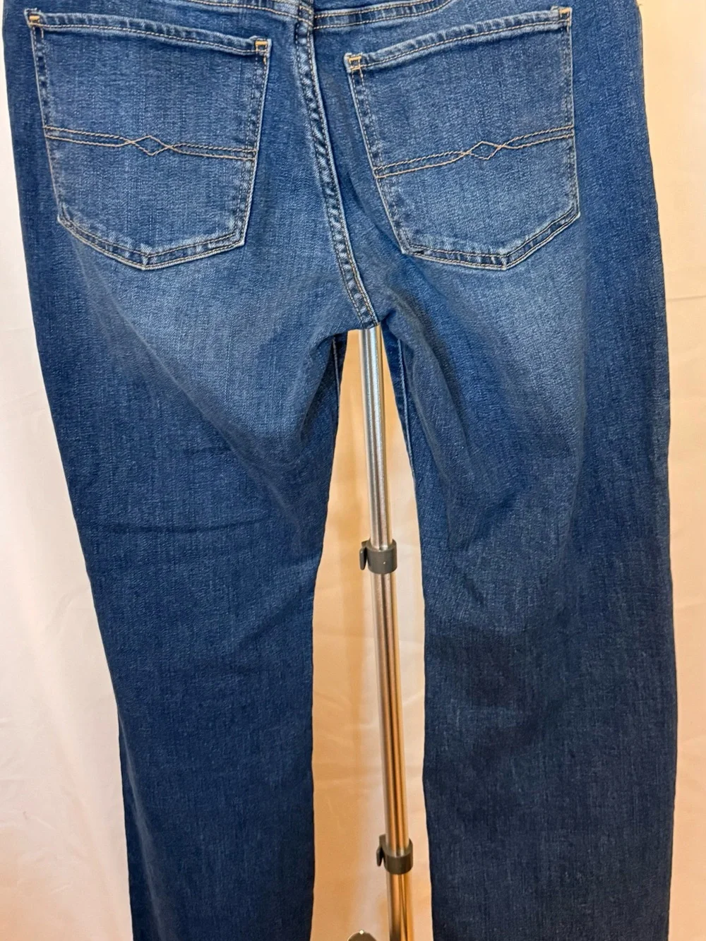 Lucky Brand Women’s Medium Blue Straight Jeans